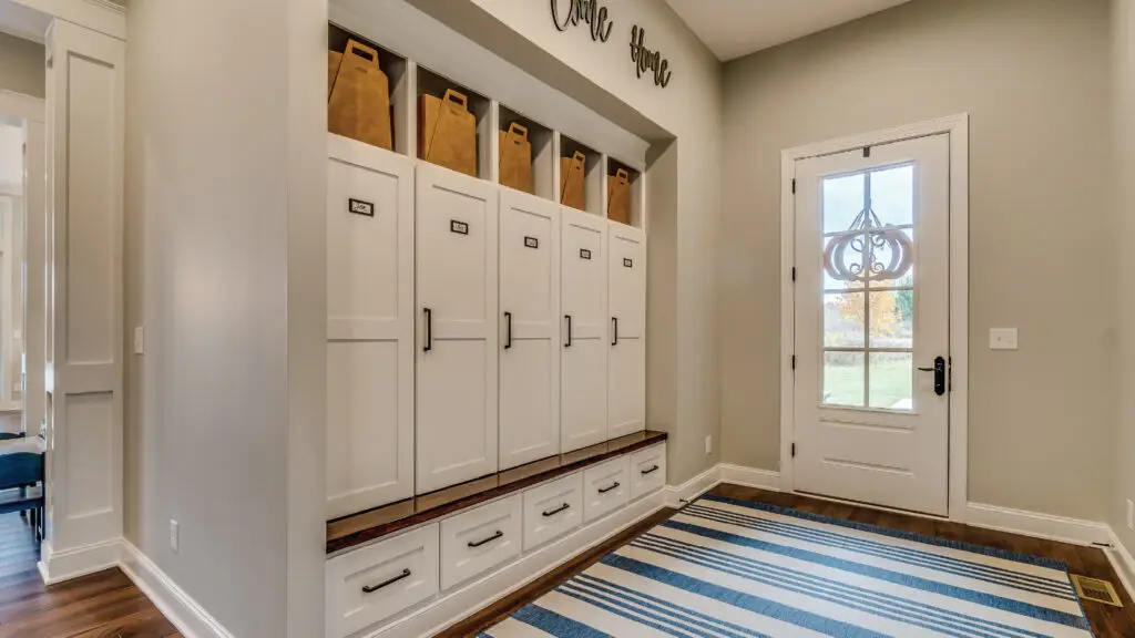 Why CGS Hardware Is the Right Choice for Mudroom Cabinetry Manufacturers