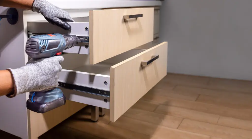 Comtrad - Cushion Close ( Soft Close ) - Drawer Slides - Functional Hardware